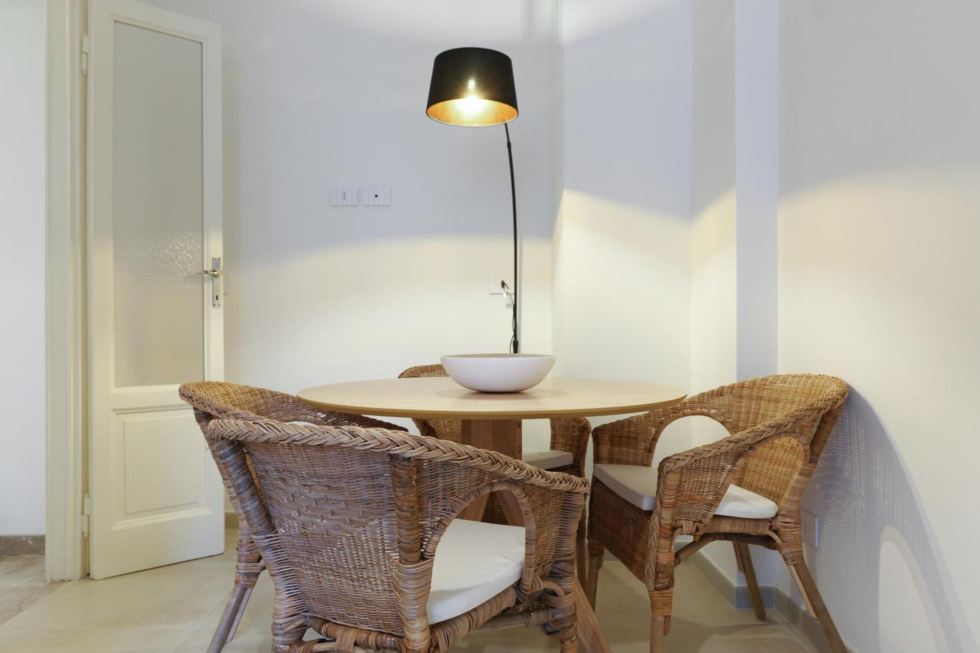 Adelaide Elegant Apartments Milan Exterior photo