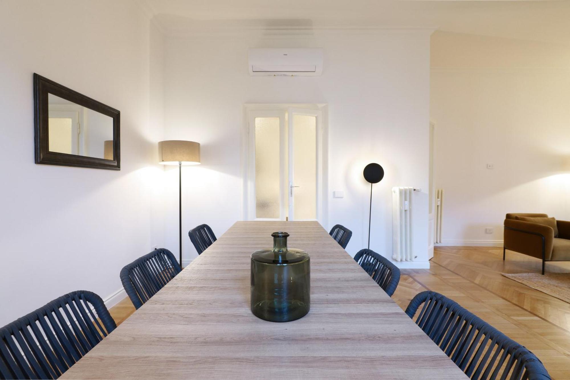 Adelaide Elegant Apartments Milan Exterior photo